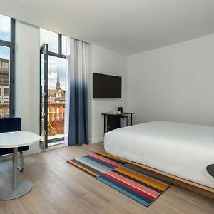 Kamer met een Queen Size Bed